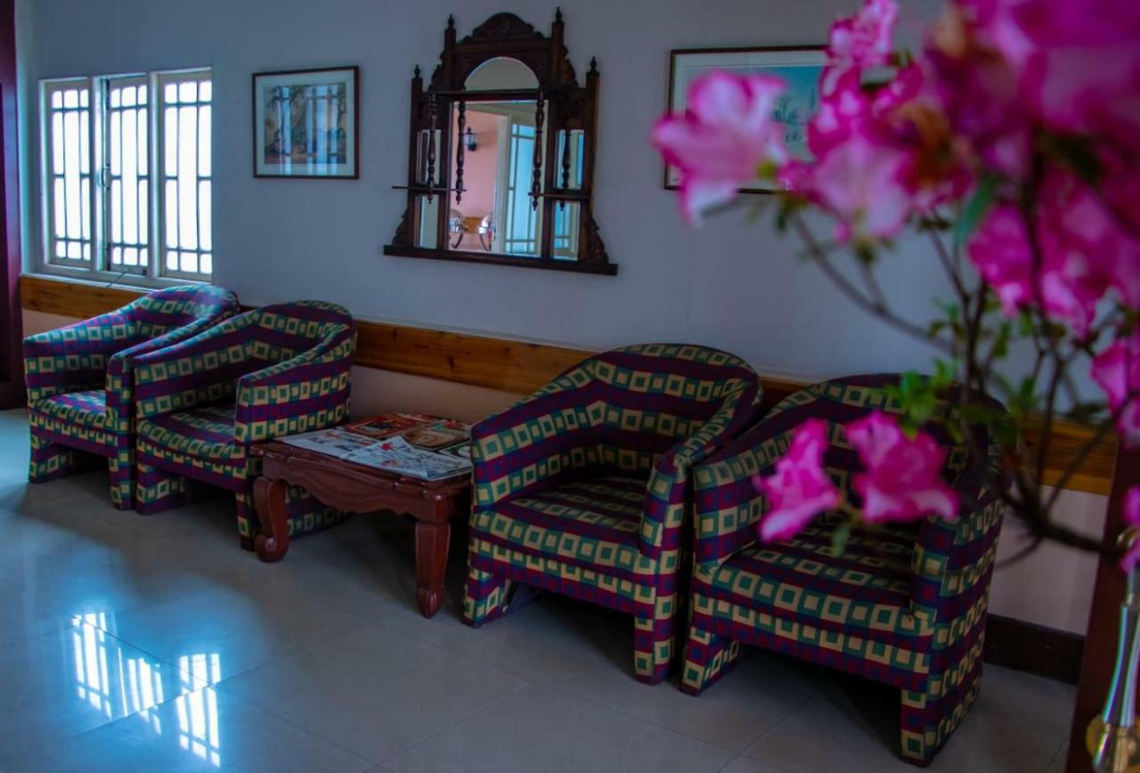 Travellers' Inn Darjeeling (West Bengal) Exteriör bild